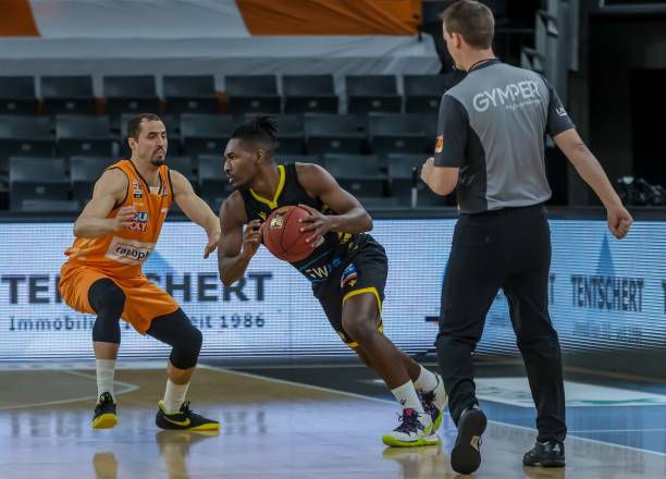 库尔图瓦 库尔图瓦