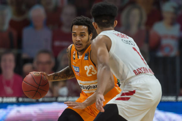 目前的战术 目前的战术