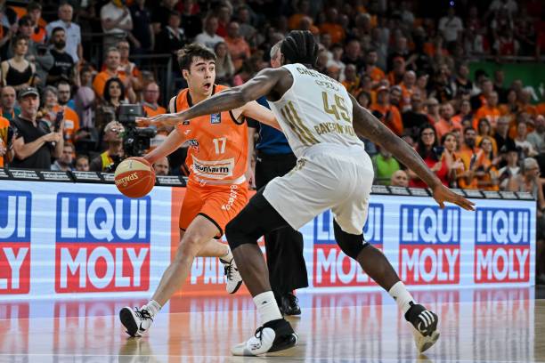 赛数量和悬 赛数量和悬